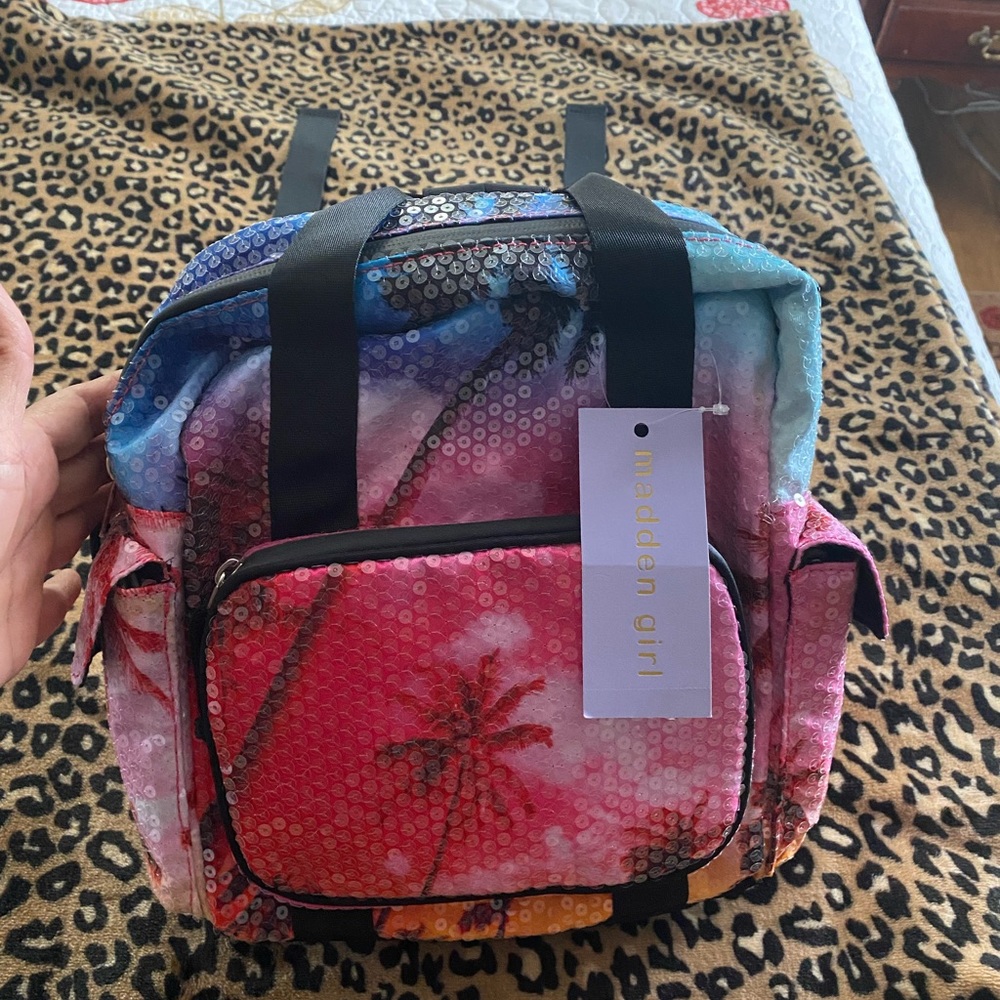 Beautiful bag pack - Picture 5 of 5